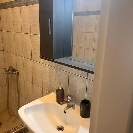Theodοra Superior Guest house *